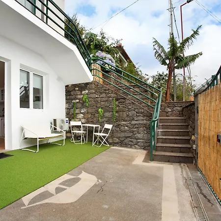 Babosas Charm Funchal